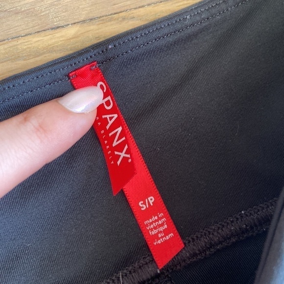 Spanx Faux Leather Leggings - Picture 3 of 4